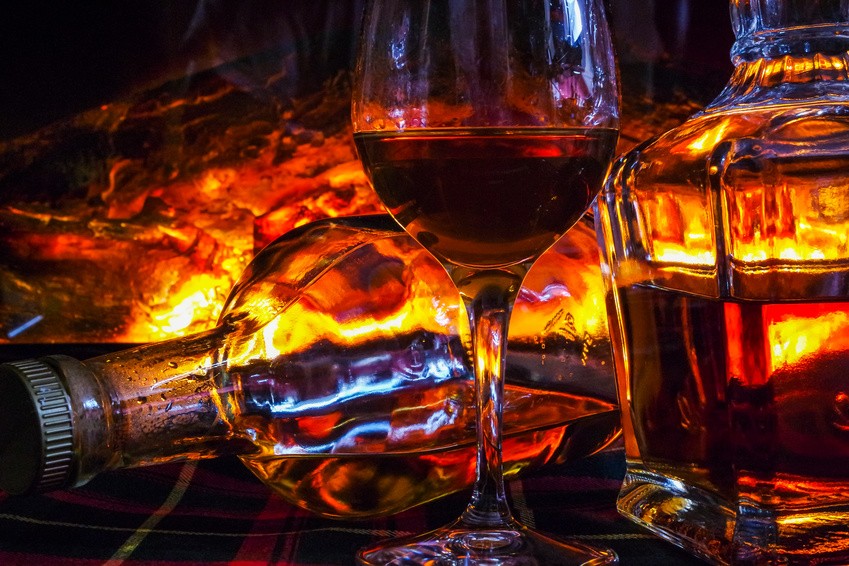 Rauchige Whisky Degustation - ein gemütlich-informativer Abend am Kamin